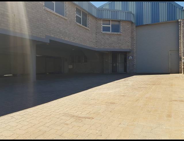 242M² WAREHOUSE TO LET IN KILLARNEY GARDENS